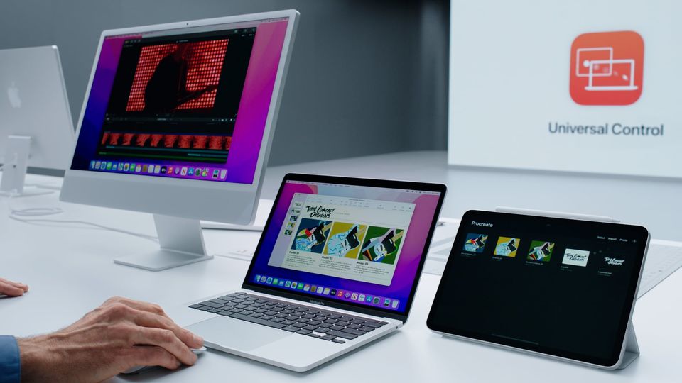 All'arrivo in macOS12, Universal Control semplificherà il lavoro su più dispositivi Apple.