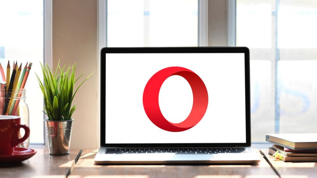 Opera R5 affronta Microsoft Edge con videochiamate integrate e altro