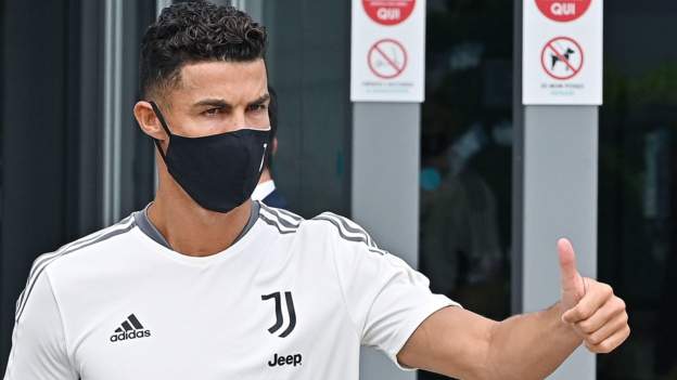 Cristiano Ronaldo: l'allenatore della Juventus Allegri dice che l'attaccante "non ha espresso la volontà di partire"