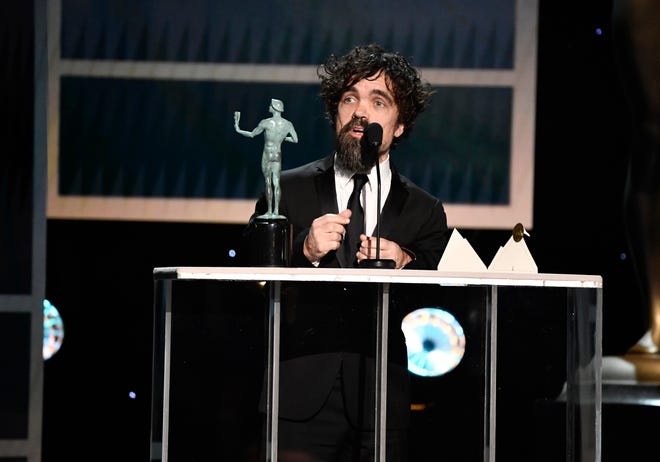 Peter Dinklage ha ricevuto uno Screen Actors Guild Award per l'eccezionale interpretazione di un attore in una serie drammatica per il ruolo di Tyrion Lannister in