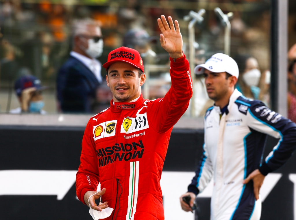 Charles Leclerc al Gran Premio di Abu Dhabi nel dicembre 2021.