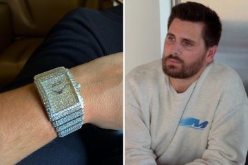 Scott sfoggia un orologio con diamanti da $ 450.000 dopo essere stato rapito dal matrimonio di Kourtney