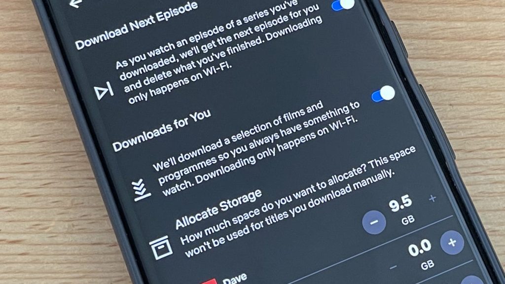 Come configurare Smart Download su Netflix, YouTube e Podcast