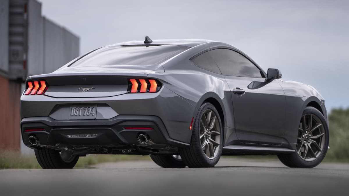 Svelata la potenza della Ford Mustang 2024: il motore V8 produce fino a 373 kW
